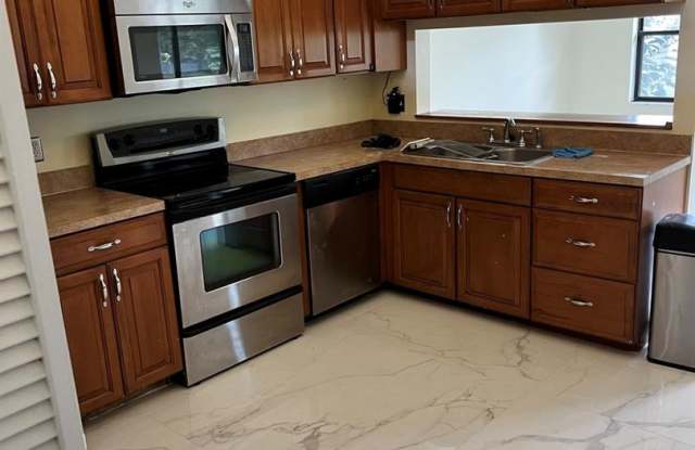 Photo of 12449 Guilford Way, Wellington, FL 33414