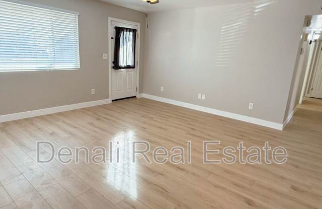 1220 W Romo Jones St