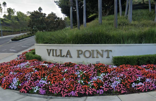 208 Villa Point Drive