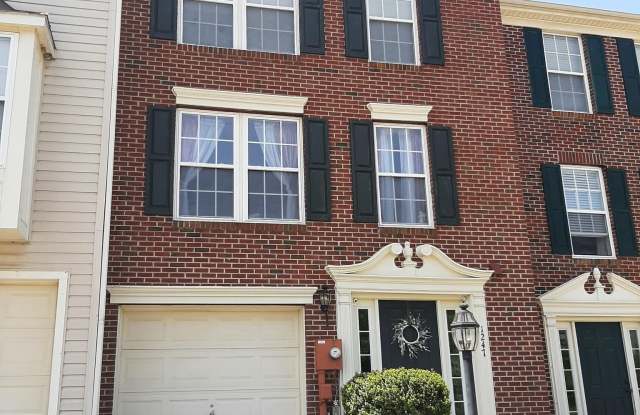 Photo of 1247 MARE Street