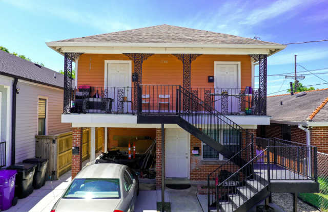 Photo of 1740 Louisa Street - 1