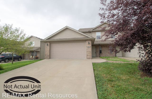 4015 Snowy Owl Dr - 4015 Snowy Owl Drive, Columbia, MO 65202