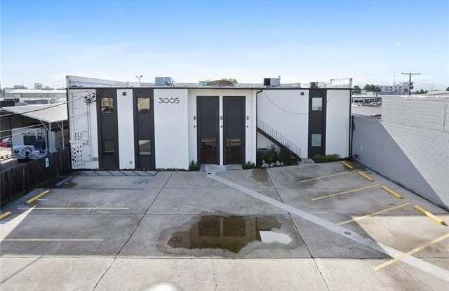 3005 HARVARD Avenue