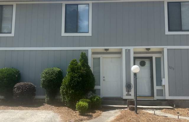 Forest Hills Racquet Club Townhome
