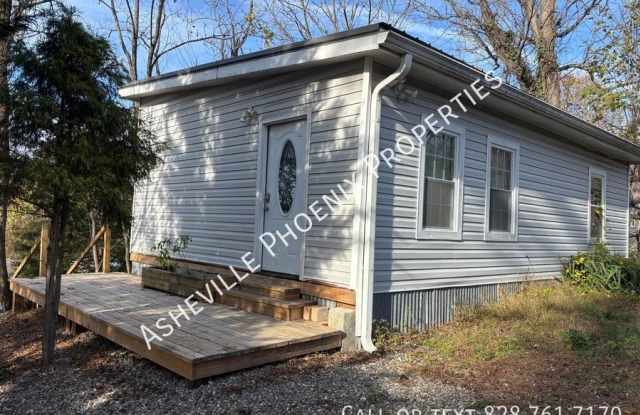 27 Poplar Ln