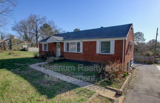 1665 Valley Rd - 1665 Valley Road, Clarksville, TN 37043