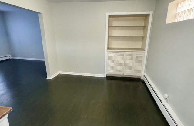 6235 N mozart Street unit: 1