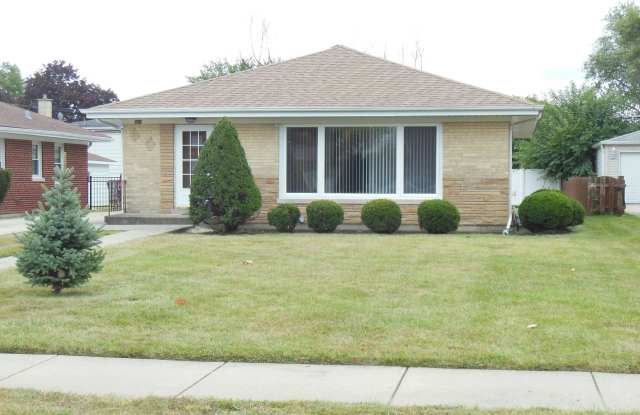 508 E Butterfield Road - 508 East Butterfield Road, Elmhurst, IL 60126