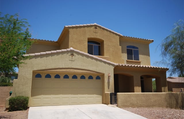 249 E Placita Del Encanto - 249 East Placita Lago Del Encanto, Sahuarita, AZ 85629