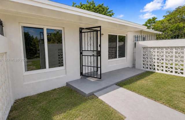 2954 NW 192nd Ter