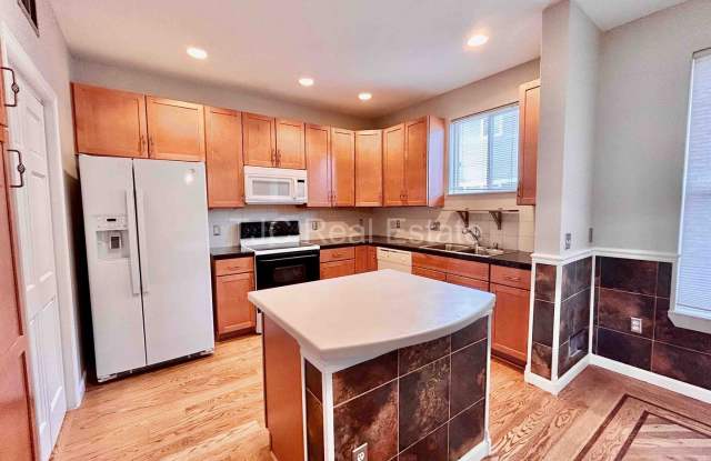 Photo of 7700 E Academy Blvd unit 304