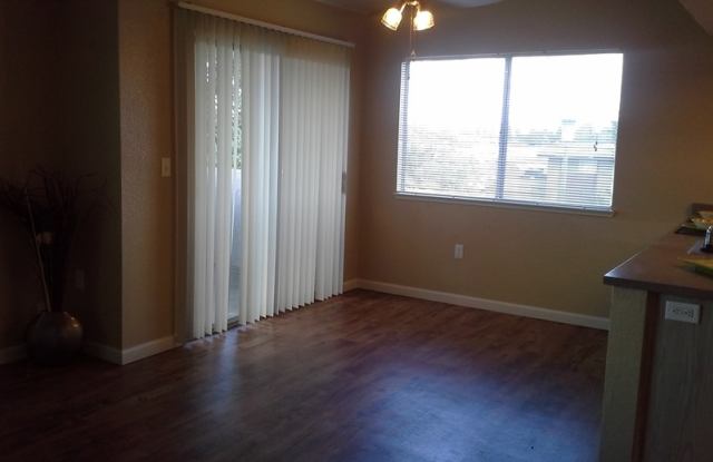 Rosedown Apartments
