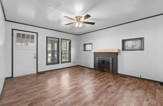 2 Finch St. Portal, GA