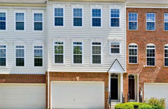 Photo of 8315 GIBBS WAY