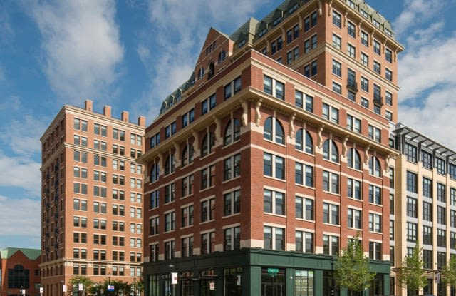 1219 First St Unit E31