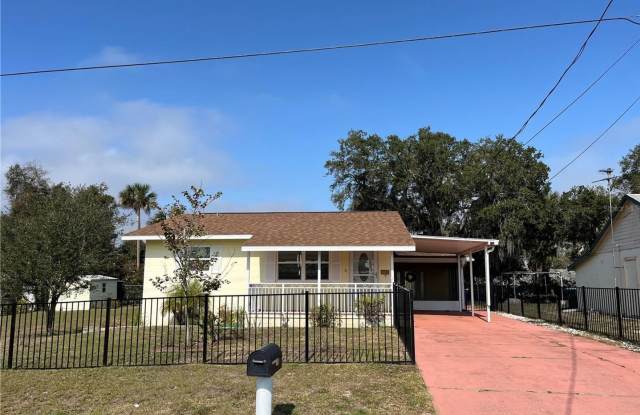 2 Bedroom in Edgewater