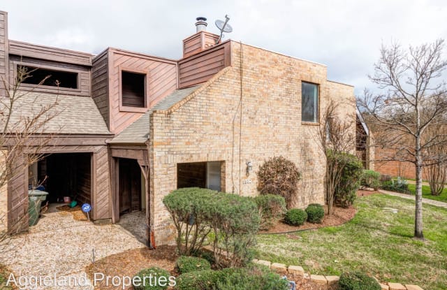 1532 Wolf Run - 1532 Wolf Run, College Station, TX 77840