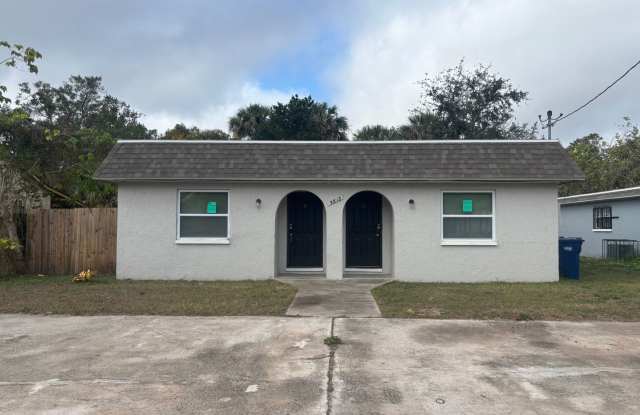 MOVE-IN READY DUPLEX