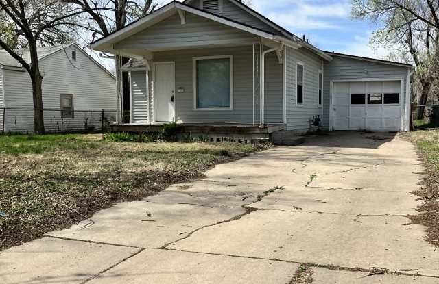 1821 S Grove St - 1821 South Grove Street, Wichita, KS 67211