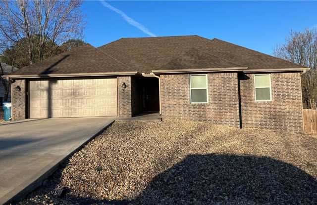 6 Skelton  DR