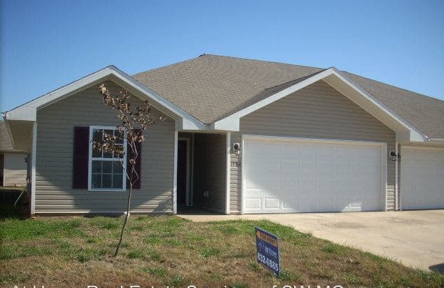 1123 S. Clifton - 1123 South Clifton Avenue, Springfield, MO 65802