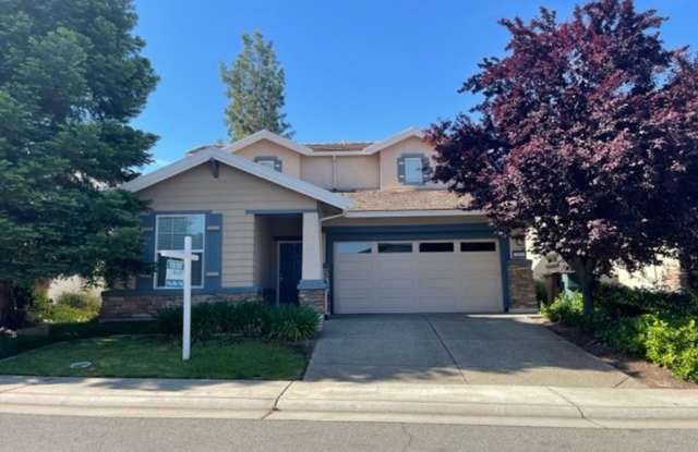 Sun City Lincoln, a 55+ Community- Coronado model. Three-bedroom, Three bathroom