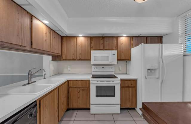 110 Lake Emerald Drive