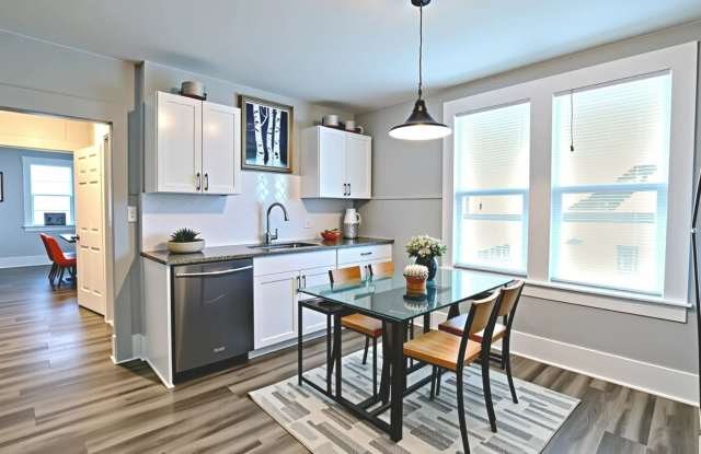 Photo of 608 N Anglin St, Cleburne TX 76031