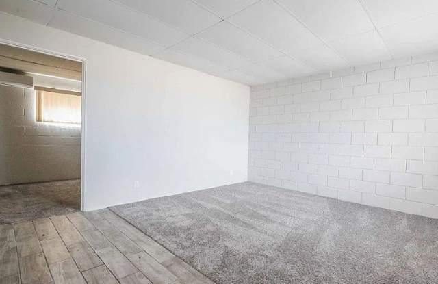 239 W Cleveland Avenue