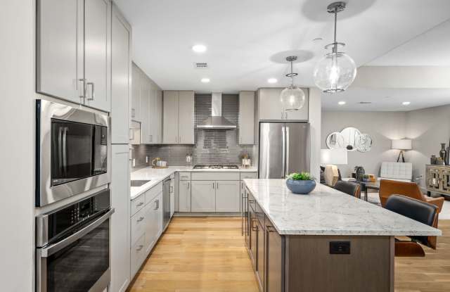 NOVEL River Oaks by Crescent Communities