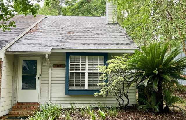 3011 Richview Park Circle South - 1