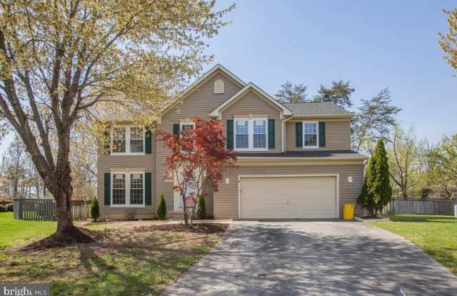 7802 SHALLOWBROOK Court