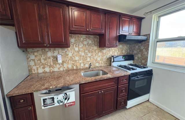 245-39 76th Avenue unit: 2Nd Floor