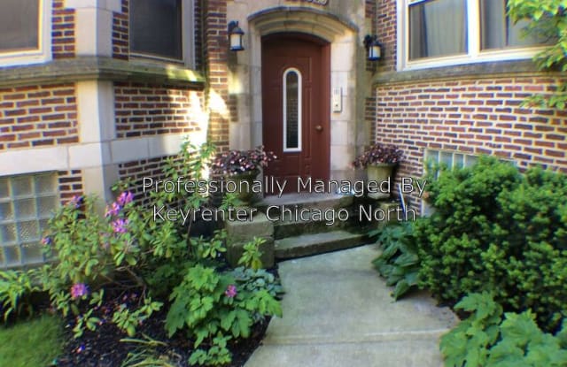 6814 N Ashland Ave - 6814 N Ashland Blvd, Chicago, IL 60626