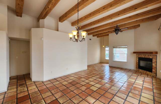 4437 Autumn Leaf Ln - 4437 Autumn Leaf Lane, Santa Fe, NM 87507