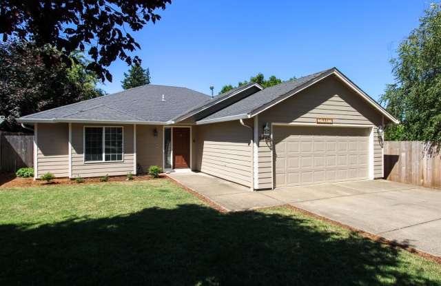 Single Level Three Bedroom South Salem Home ~ Lone Oak 3882