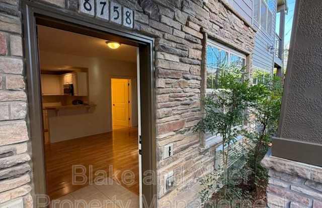 8758 NE Delamere Way