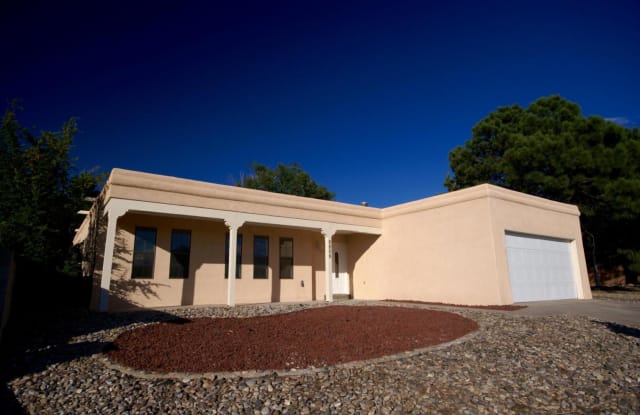 8809 Freedom Way NE - 8809 Freedom Way Northeast, Albuquerque, NM 87109