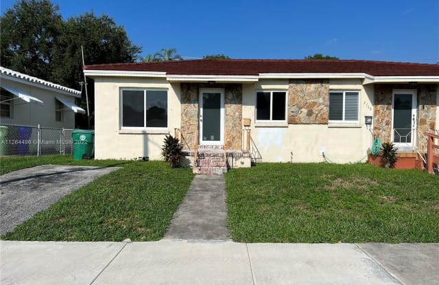 2770 SW 34 CT - 2770 SW 34 Ct, Miami, FL 33133