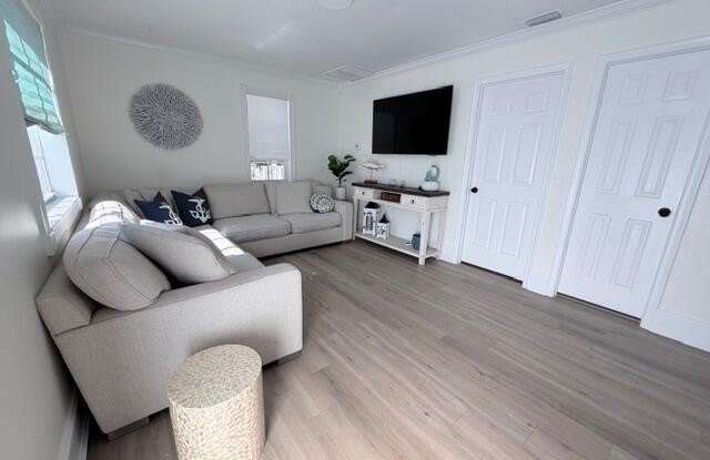 91 treasure Boulevard