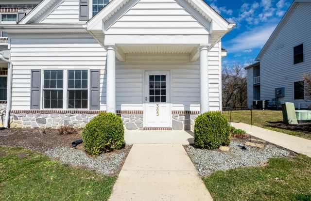 365 College Manor Ave