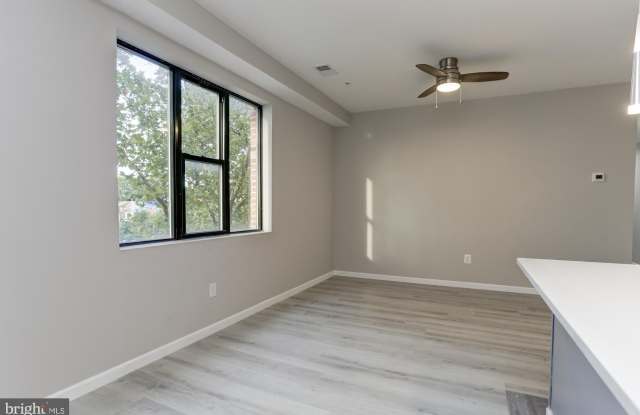 400 HIGHLAND Avenue unit: 301