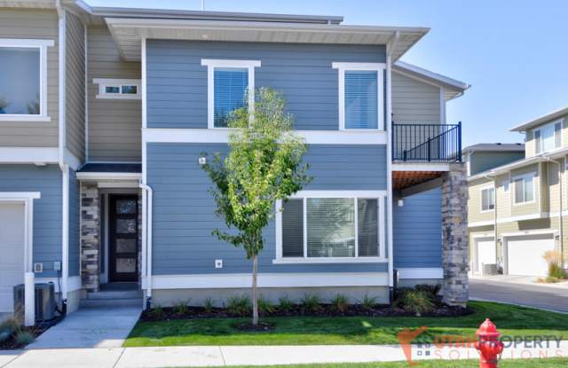 1763 W. Ikaros Lane