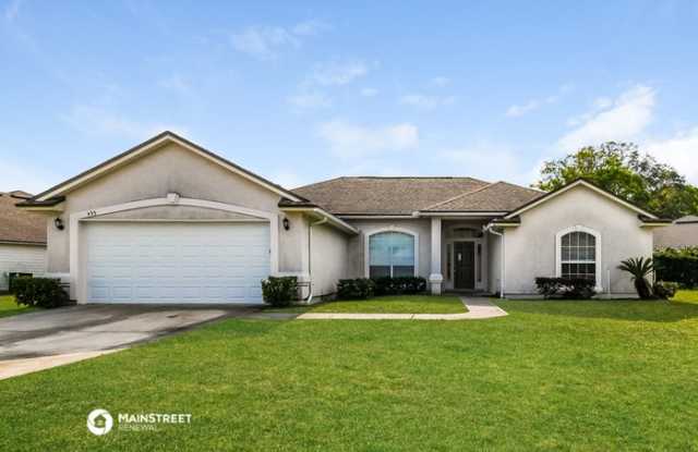 435 Summit Drive - 435 Summit Drive, Oakleaf Plantation, FL 32073