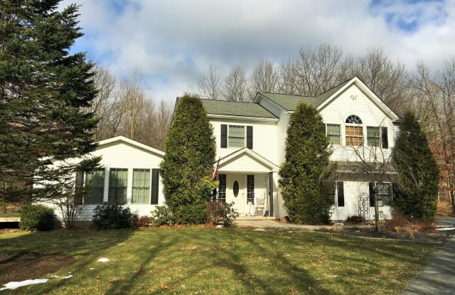 1298  Brian Ln - 1298 Brian Lane, Sierra View, PA 18330