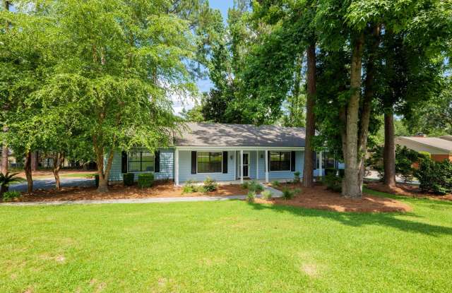 Great home in Wood Valley!