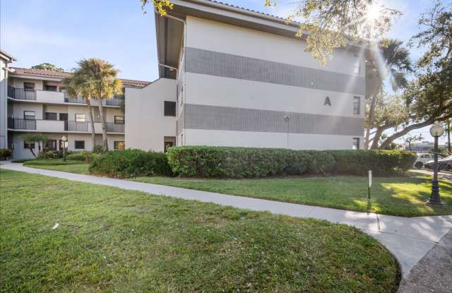 Photo of 2BR/2BA Condo in Rustlewood at Countryside