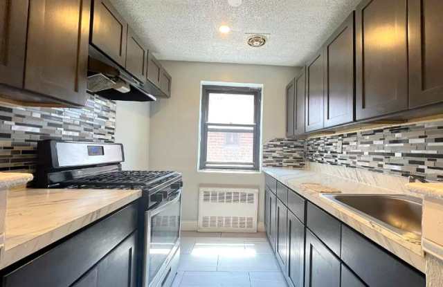 Photo of 130 Chancellor Avenue