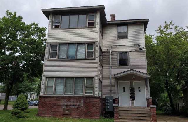 932 Emerald Street