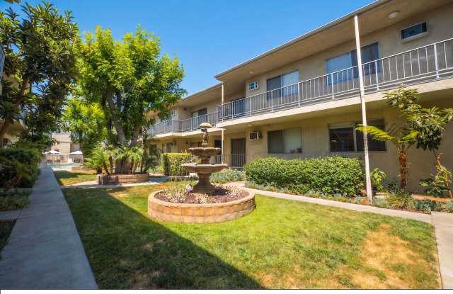Photo of 20317 Saticoy St.